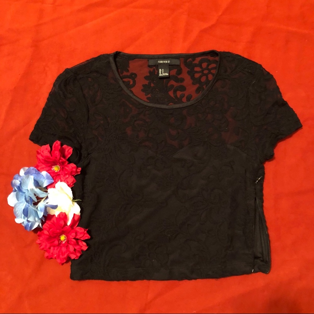 Crop top